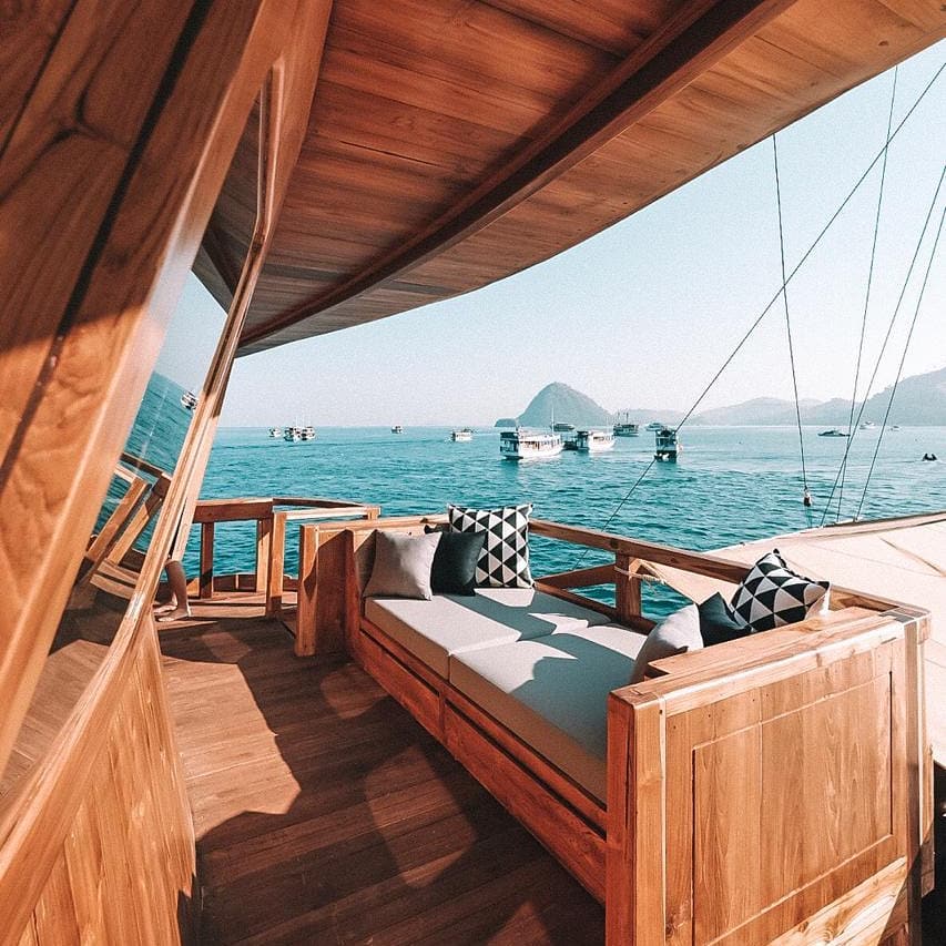 Simple Charms of Komodo Liveaboard You’d Love
