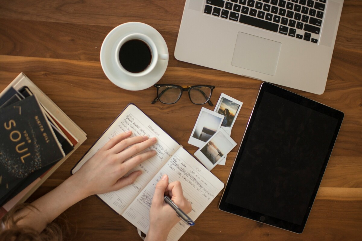 Brand Positioning Strategy: Stand Out in a Crowded Market