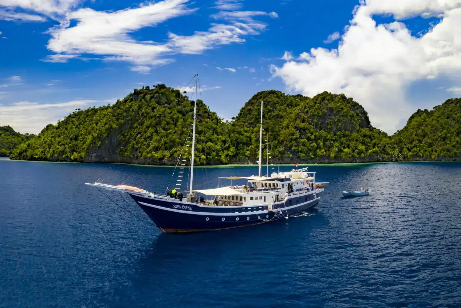 Gear Up for Dives: Compressors and Tech on the Ambai Liveaboard